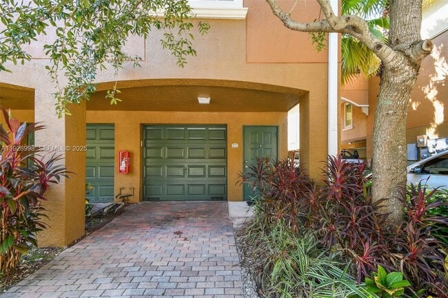 Photo - 2945 NE 185th St