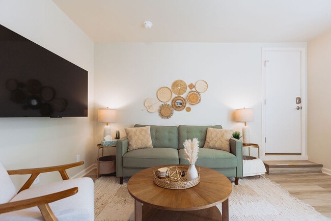 Photo - 308 Lamont St Unit ID1397958P