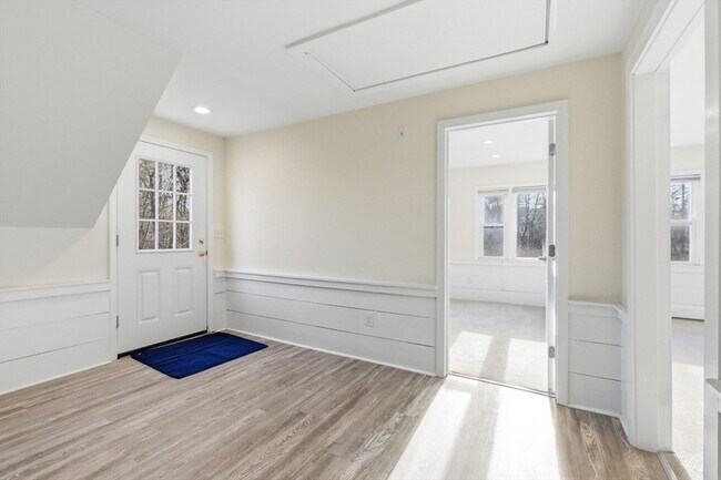 Photo - 294 Great Rd Unit rear