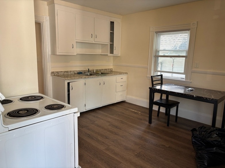 Photo - 184 Winthrop St Unit 2