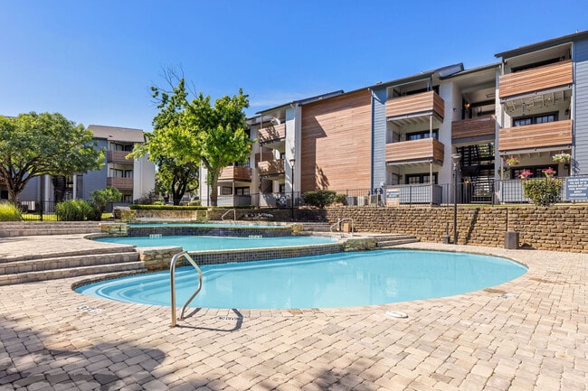 Photo - The Admiral Apartments