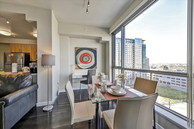 Building Photo - 77 N Almaden Ave Unit SI ID1054442P
