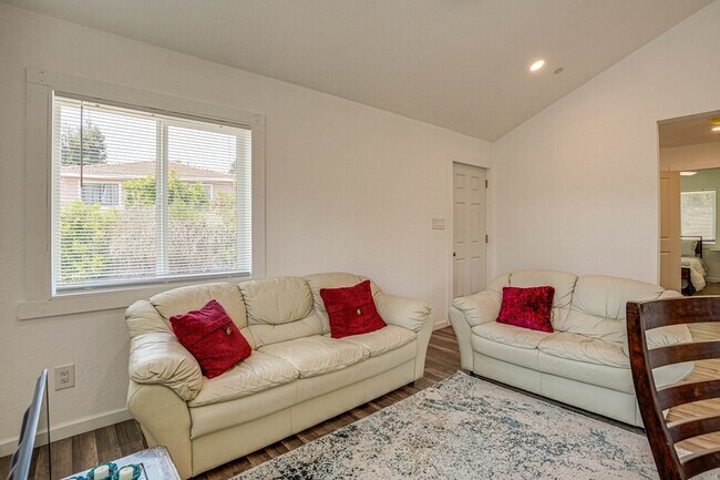 Photo - 1120 Sunrise Hill Unit ID1305282P