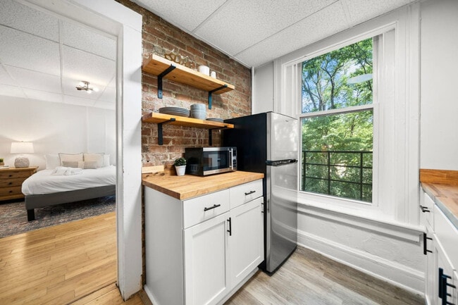 Photo - 242 Mccormick Pl Unit SI ID1056122P