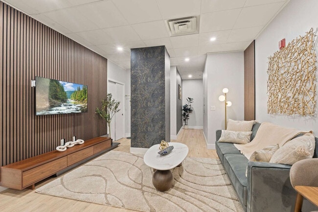 Building Photo - 117 N 15th St Unit ID1316455P