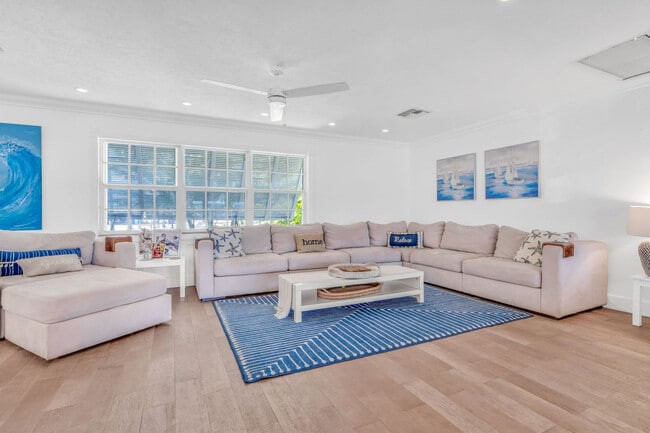 Building Photo - 90B Sombrero Beach Rd Unit ID1269389P