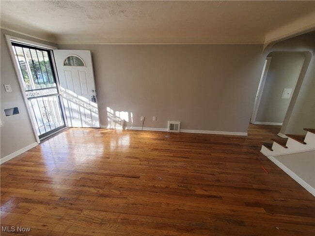 Photo - 4287 E 162nd St