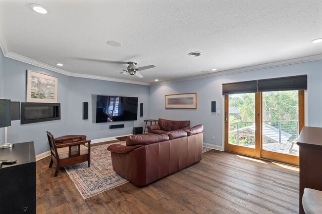 Photo - 430 Arricola Ave Unit ID1281991P