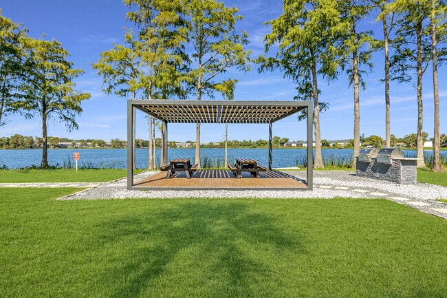 Photo - Lakeshore at East Mil