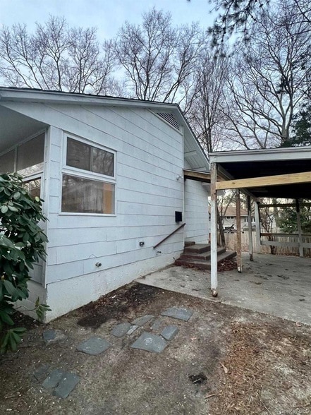 Building Photo - 5 Birch Ct