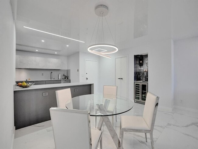 Photo - 2500 Parkview Dr Unit 1112