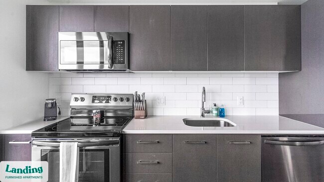 Photo - 301 SW 1st Ave Unit 3208.1401728