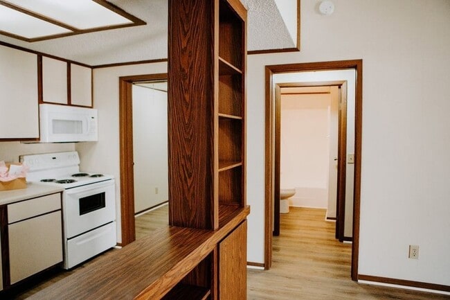 Photo - 2421 Madison St Unit 52