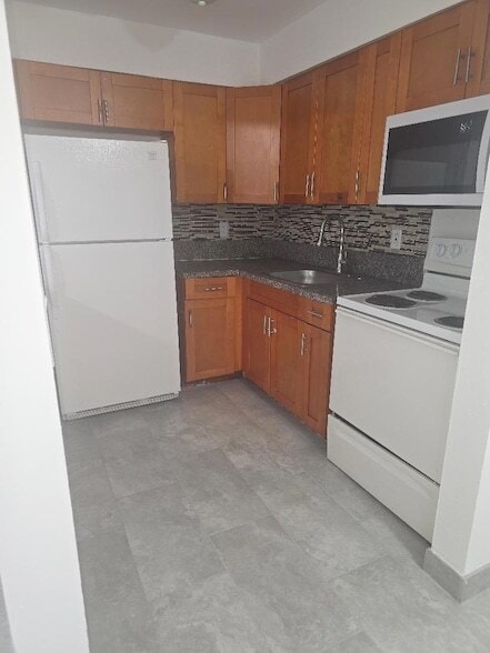 Photo - 3640 NE 1st Ave. Unit 3
