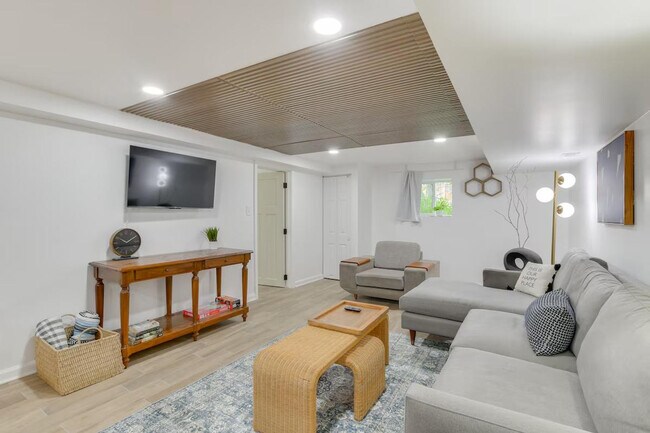 Photo - 4642 W Montana St Unit ID1306856P