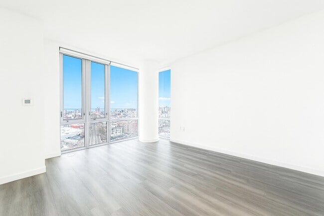 Photo - 1524 Sheepshead Bay Rd