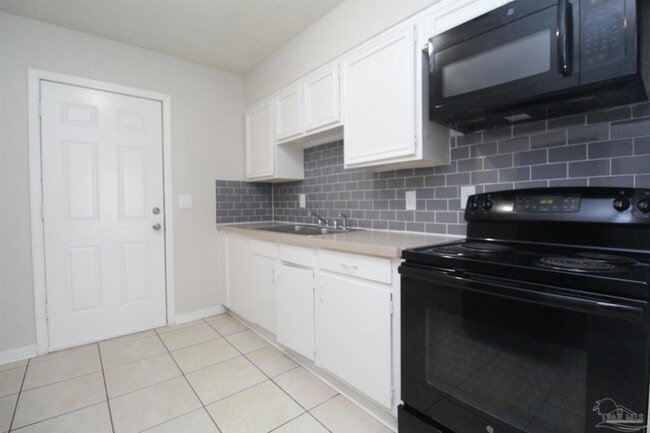 Photo - 10151 Guidy Ln