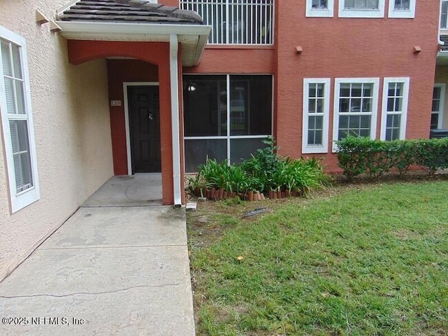 Building Photo - 10075 Gate Pkwy N Unit 1208