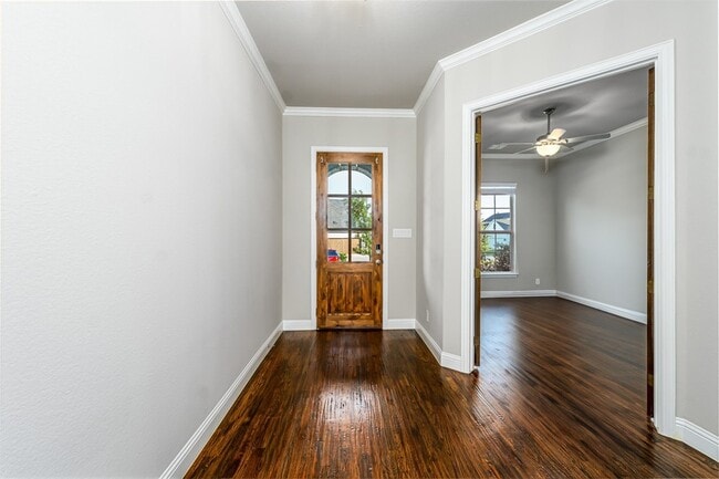 Photo - 764 Tallgrass Dr