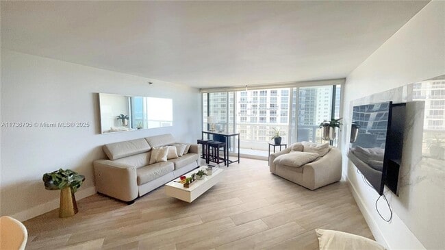 Photo - 1717 N Bayshore Dr Unit A-1951