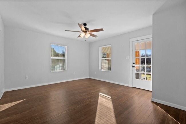 Photo - 71 Crown Rd