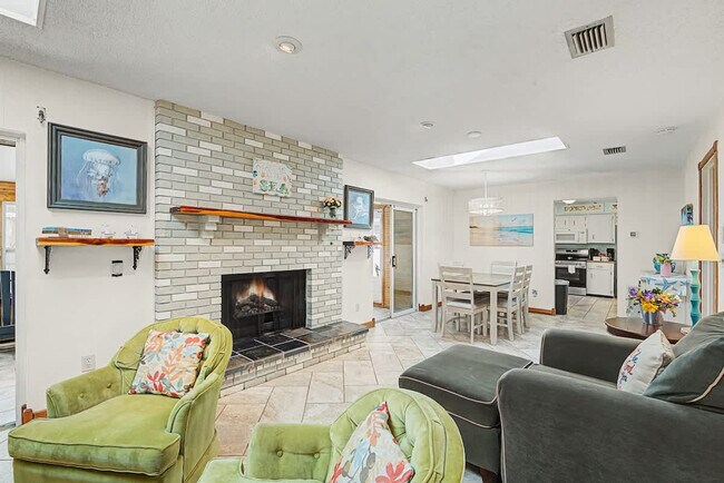 Photo - 804 Queen Rd Unit SI ID1578581P