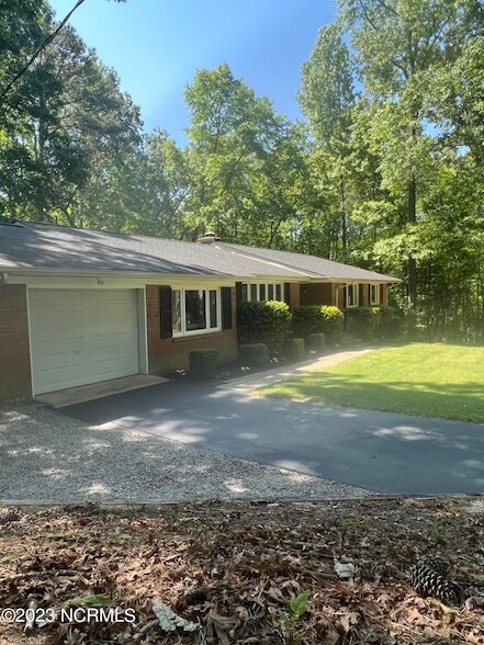 Photo - 307 Kyloe Rd