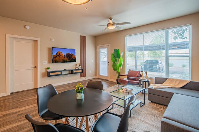 Photo - 2044 S Willow Creek Apartment Unit ID1281116P