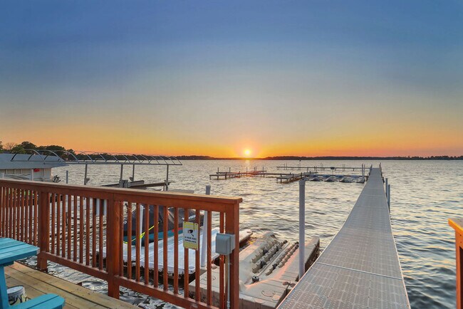 Photo - 36930 N Stanton Point Rd Unit SI ID1374774P