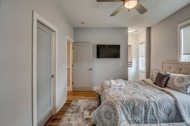 Photo - 1122 Argyle Ave Unit ID1051695P