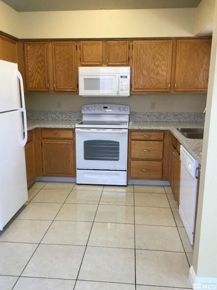 Photo - 6950 Forsythia Way