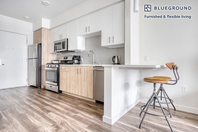 Photo - 3093 Broadway Unit FL6-ID701