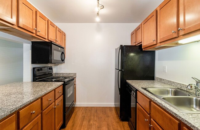 Photo - Oak Park City Apartments