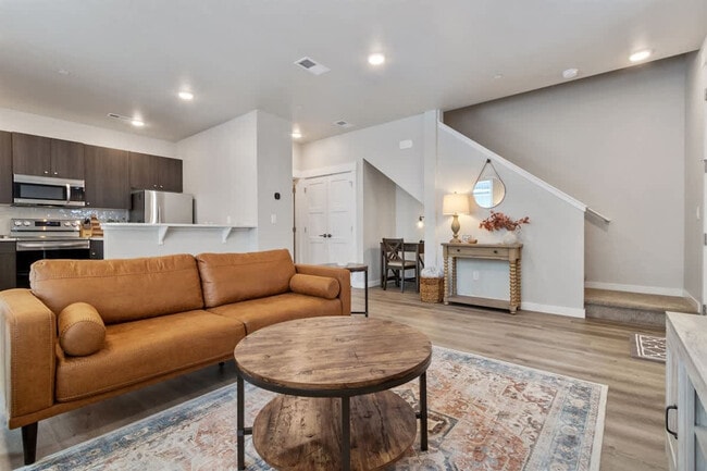 Photo - 17065 N Hounslow Wy Unit ID1250666P