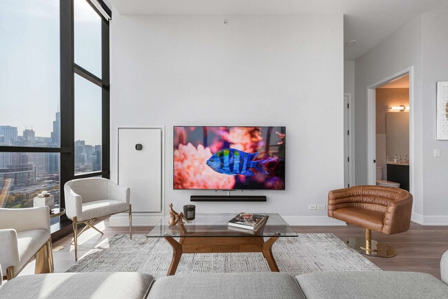 Photo - 730 N Milwaukee Ave Unit ID1029596P