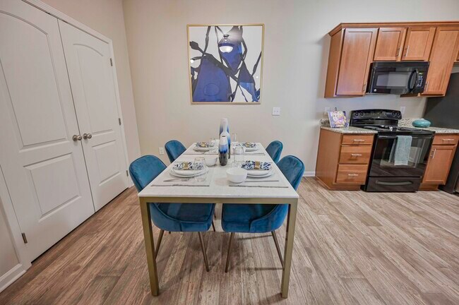 Photo - Hawthorne at Murrayville