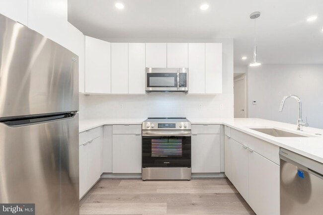 Photo - 3449 Scotts Ln Unit B221