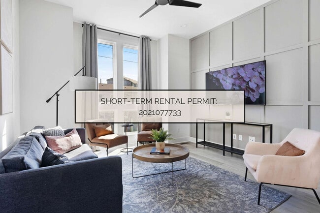 Building Photo - 919 Ramsey St Unit ID1045339P