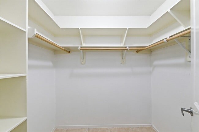 Photo - 12503 Newbrook Dr