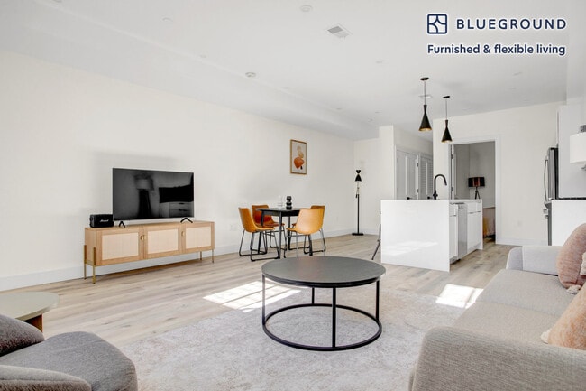 Photo - 1012 Pennsylvania Ave. SE Unit FL-1-ID405