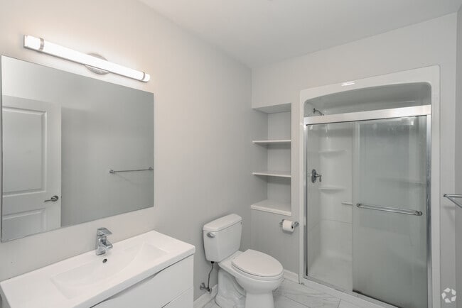 Studio - 440SF - Bathroom - The Bradford