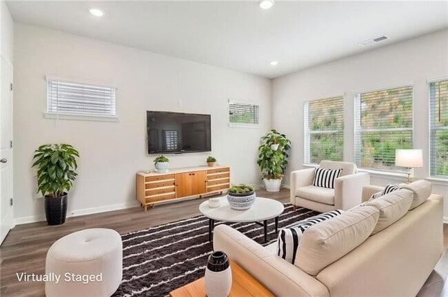 Photo - 2759 Aralynn Wy