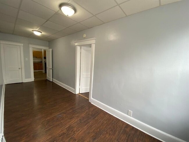 Photo - 126 W 19th St