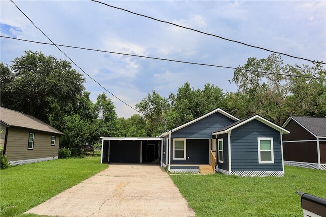 Photo - 621 North St