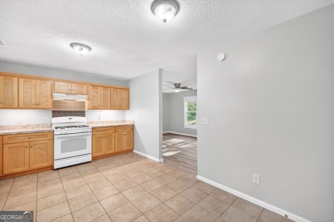 Photo - 255 Lowry St