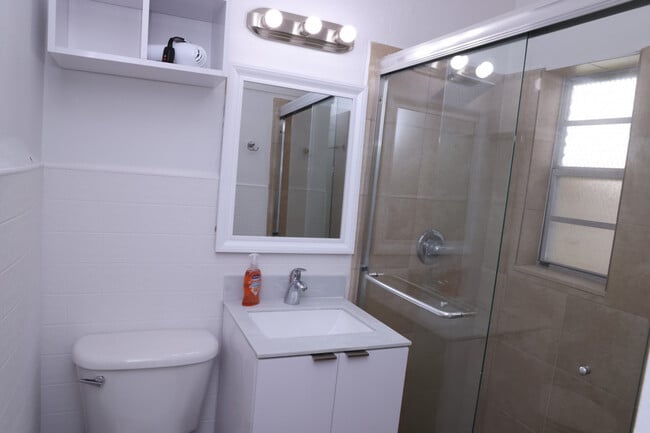 Photo - 1109 Douglas Rd Unit ID1056523P