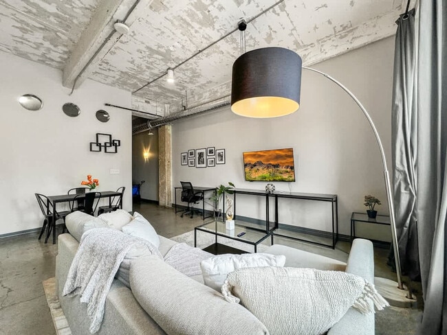 Photo - 500 S Ervay St Unit ID1055830P