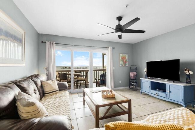 Building Photo - 15946 Innerarity Point Rd Unit SI ID1585622P