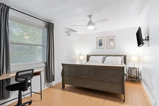 Photo - 3903 E Powhatan Ave Unit SI ID1244367P