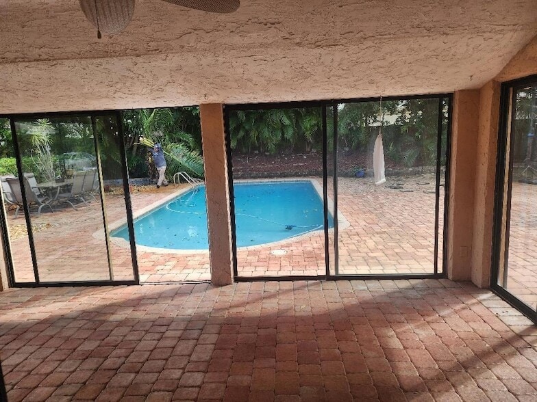 Photo - 8280 NW 5th St